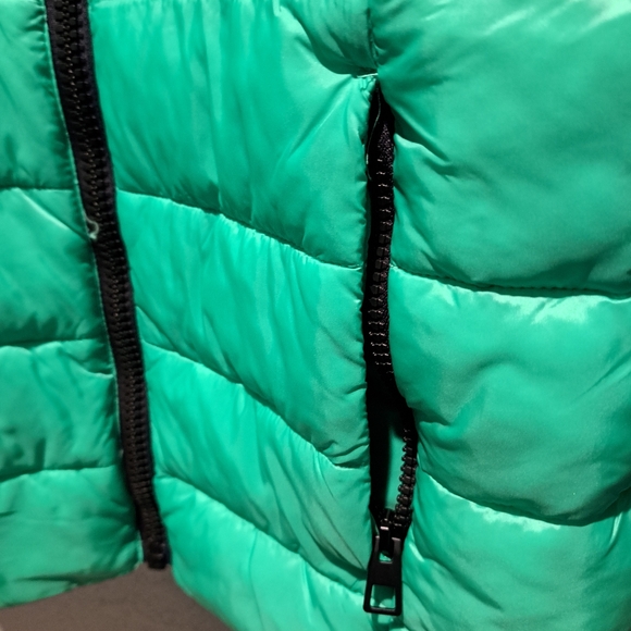 32 degrees bright green puffer jacket - Picture 3 of 3